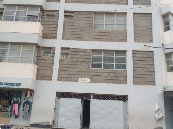 A Vacant Shop To Let In Tassia