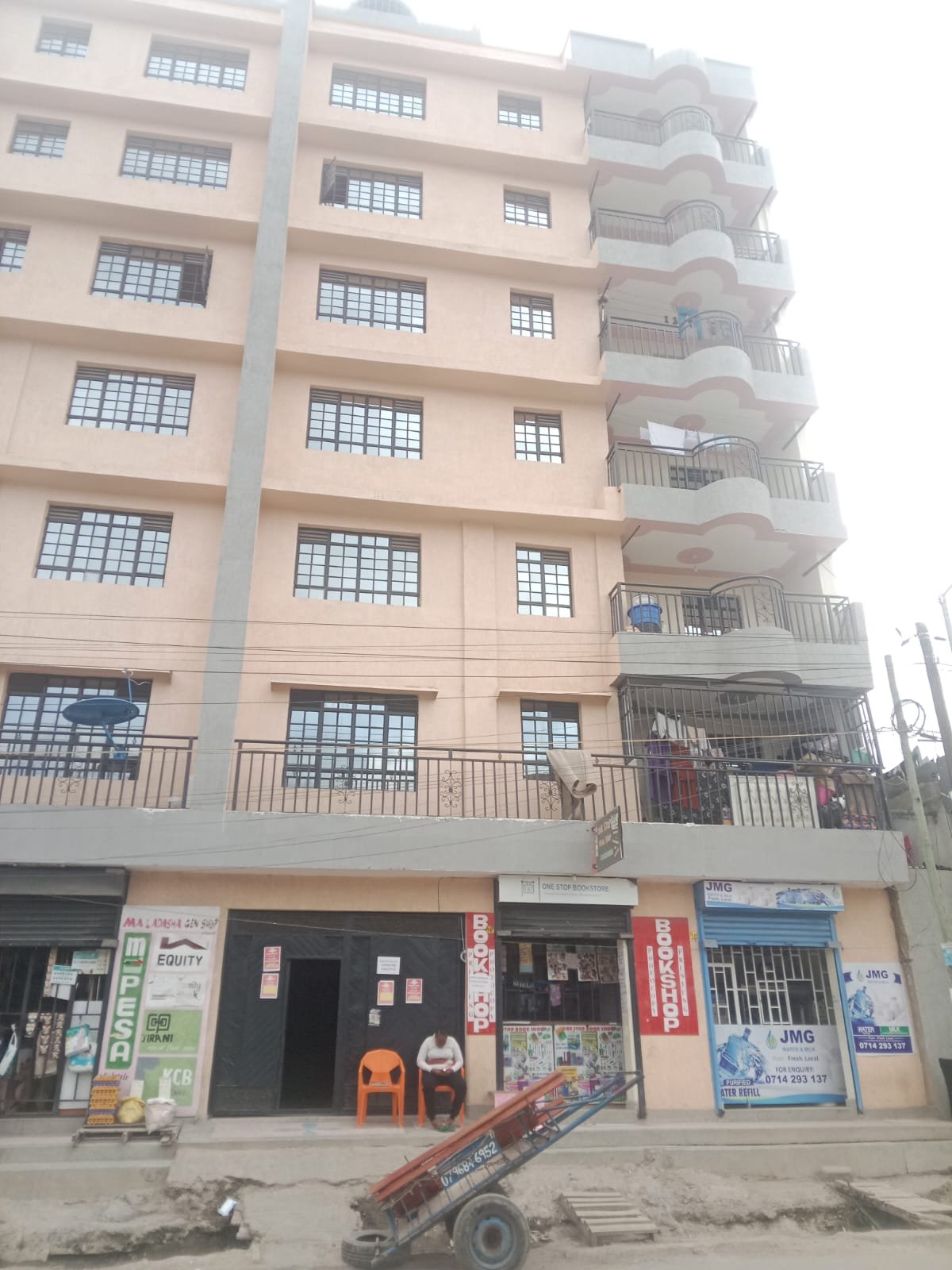 1-Bedroom Apartment with Balcony Opposite Tassia Police Station