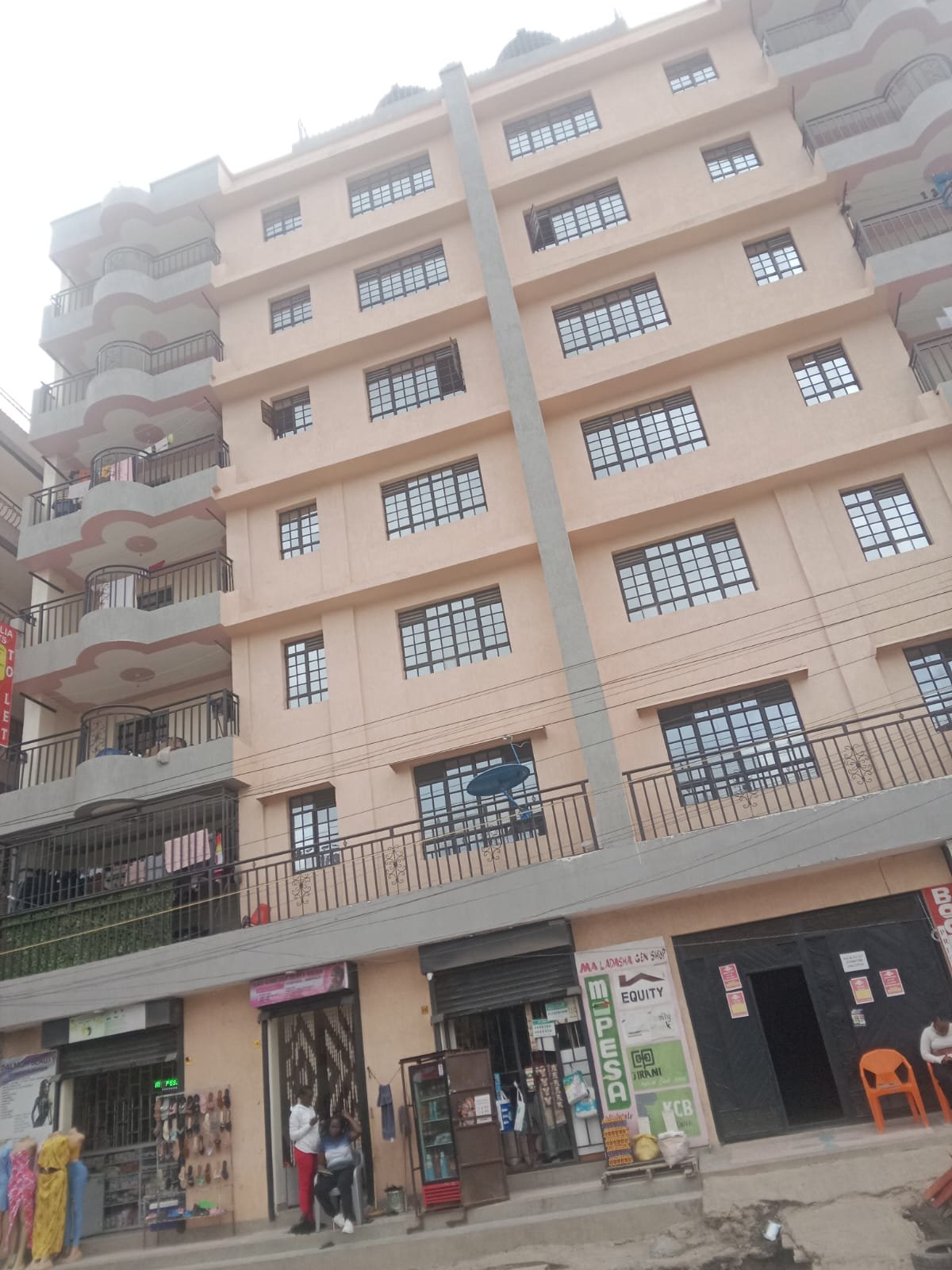 1-Bedroom Apartment with Balcony Opposite Tassia Police Station