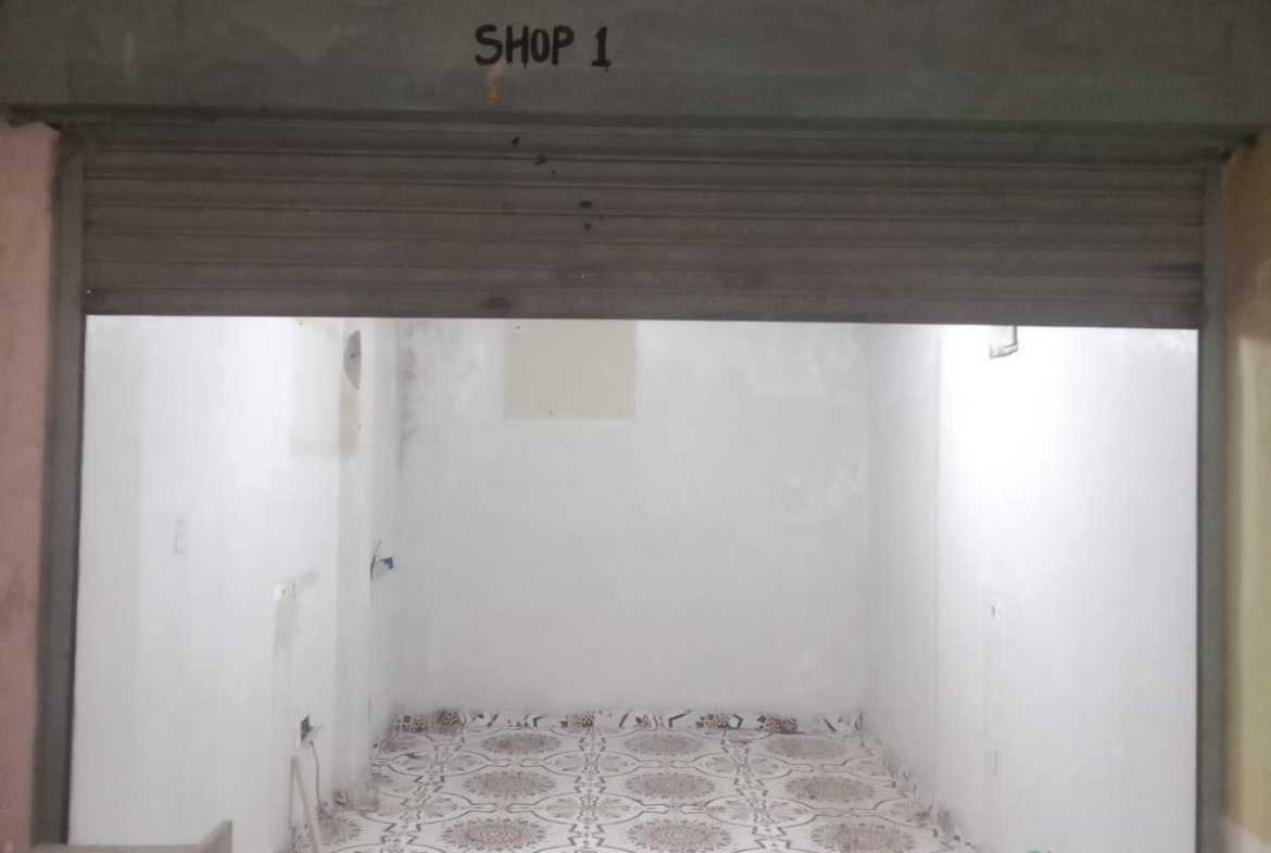 Shop to Let in Kwandege, Near Gimmart Supermarket